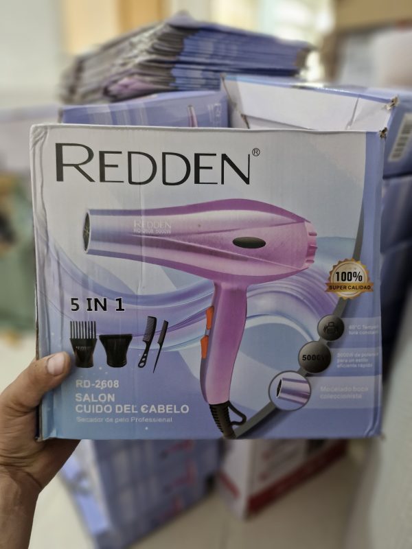 سشوار برند redden مدل rd2608به همراه شانه